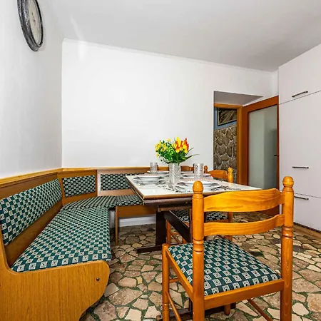 Casa vacanze In 42935 Grižane